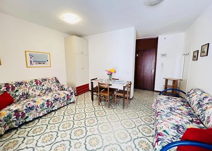 Apartment Seafront With Terrace